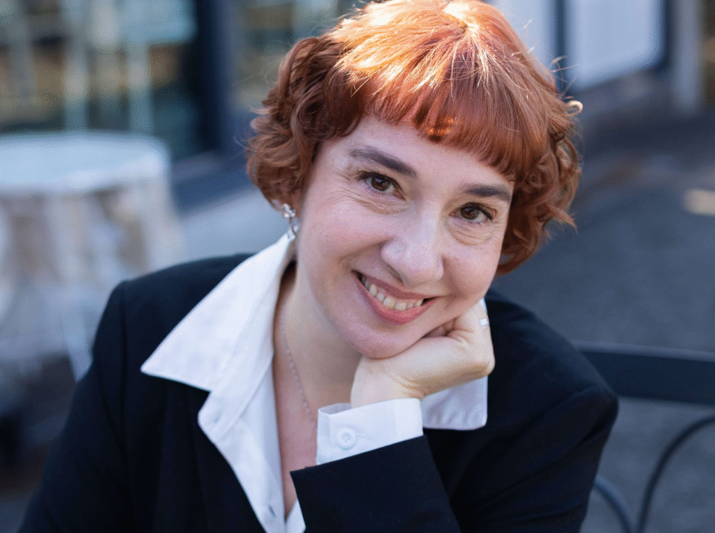 Portrait photo of Dr. Izabelle Grenon Keynote Speaker